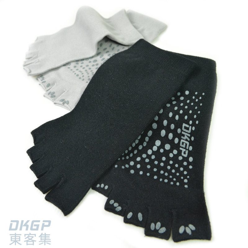 DKGP 8.25''- 9.75'' Coolplus Anti-Slip Wicking Yoga Socks (4 Pairs)  (21-25cm = 8.25''- 9.75'')